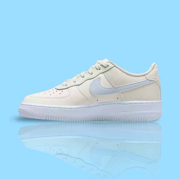 Nike Air Force 1 Low Pale Ivory/Grey Shoe - Picture 2 of 7